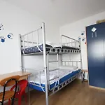 Daire Sonnenblick 6-02